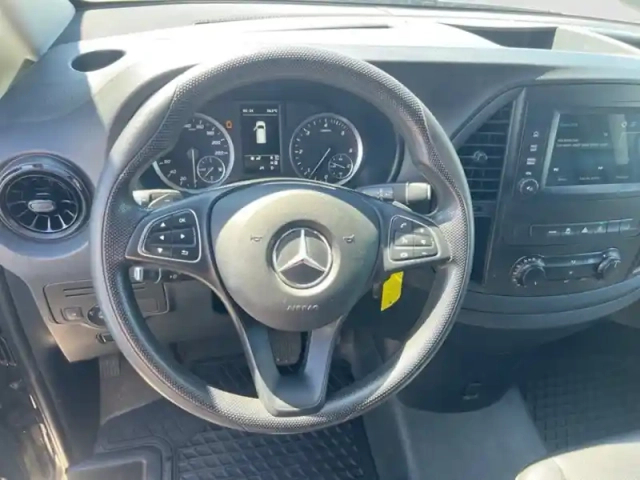Mercedes Vito 116 cdi fourgon long — photo 12