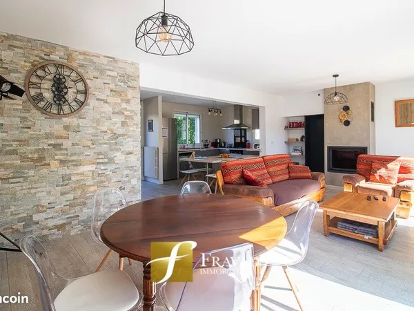 Maison 6 pièces 114 m²