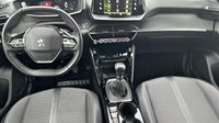 Peugeot 2008 1.2 PureTech 130ch S&S Allure Pack — photo 8
