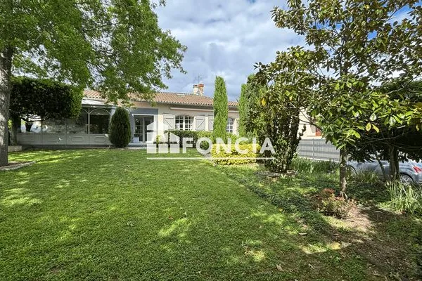 Maison 6 pièces 210 m²