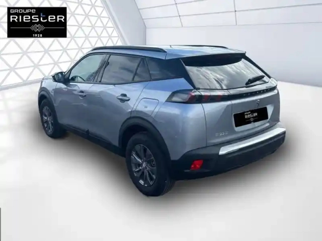 Peugeot 2008 puretech 100 s&amp;s bvm6 — photo 40