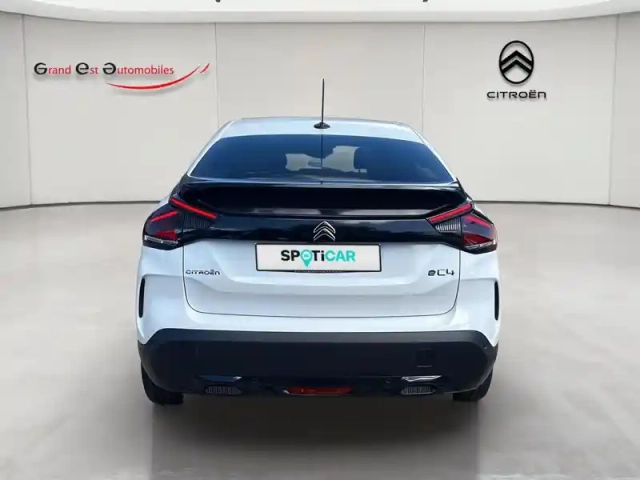 Citroën C4 moteur électrique 136ch (100 kw) shine automatique — photo 4