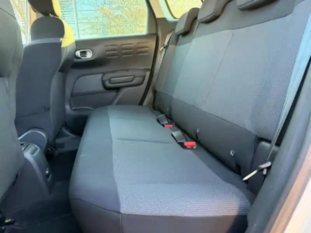 Citroën C3 Aircross puretech 110ch s&amp;s shine — photo 8