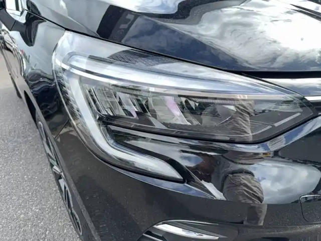 Renault Clio e-tech 140 - 21n — photo 15