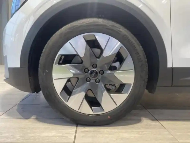 Ford Explorer 286ch extended range 77kwh pack premium rwd — photo 9