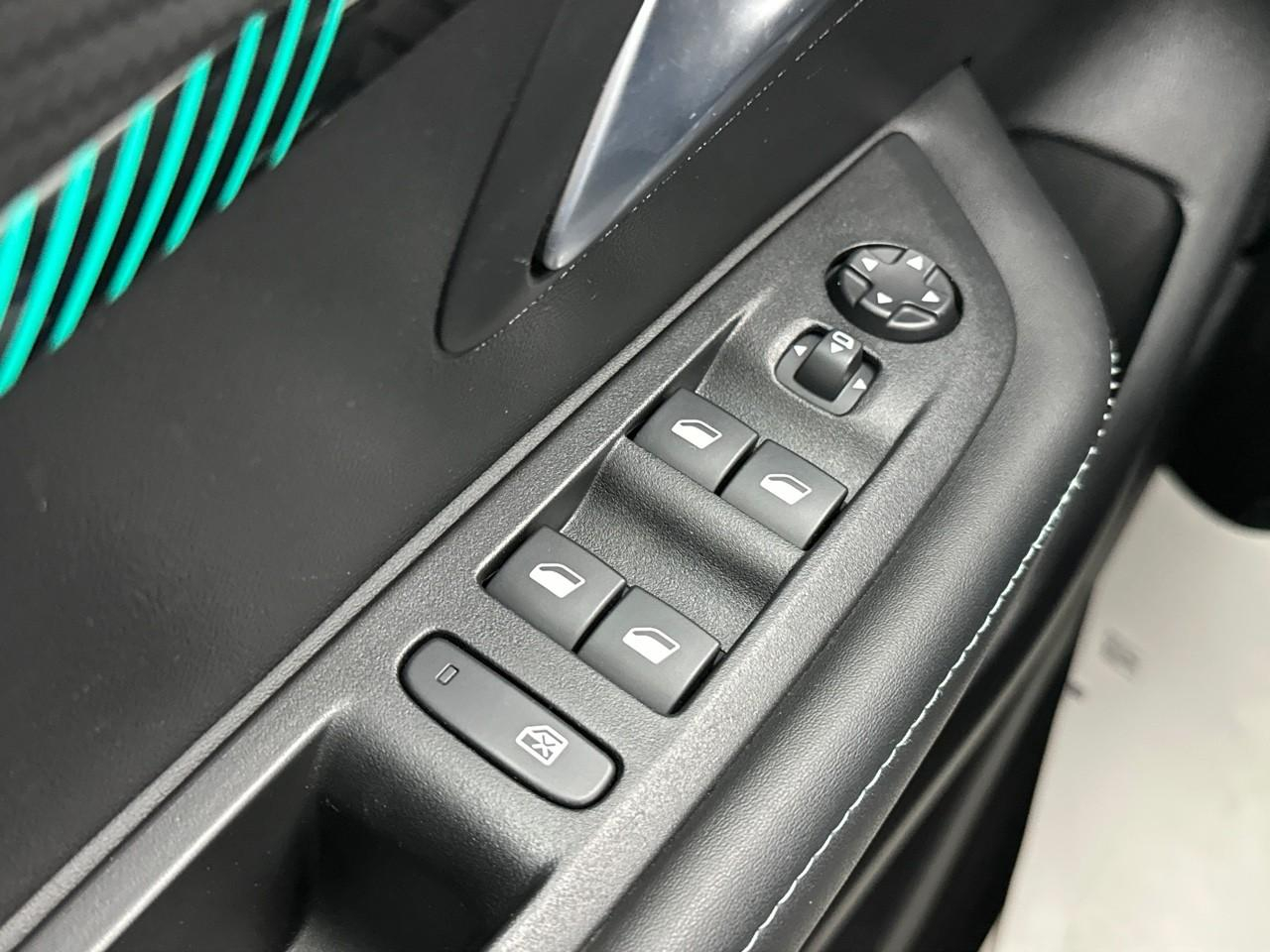 Peugeot 208 puretech 100 s&s bvm6 allure — photo 15