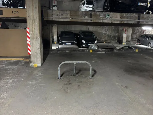 Parking 6 m²