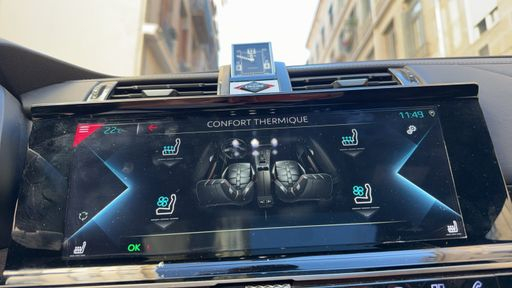 DS DS7 1.6 THP E-tense 300 Plug in Hybrid 4X4 EAT8 - Rivoli – 2020 – 99556 km – Hybride rechargeable – Boîte Automatique — photo 11
