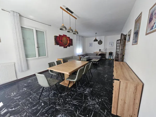 Maison 4 pièces 140 m²