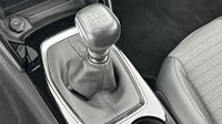 Peugeot 2008 1.5 BlueHDi 110ch S&S Allure Business 5cv — photo 14