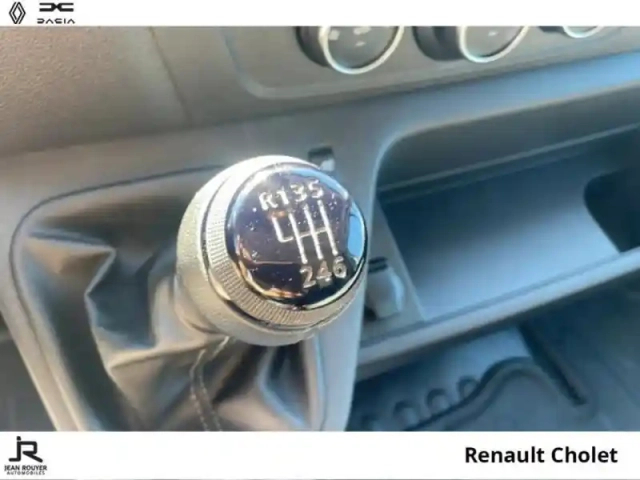 Renault Master fg f3500 l2h2 2.3 blue dci 135ch confort euro6e (soit 20200? ht) — photo 6