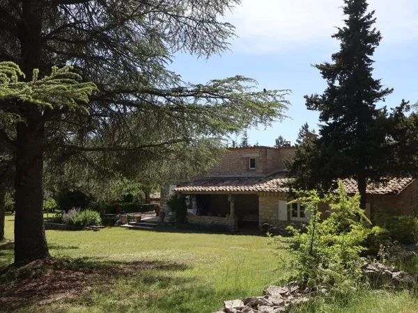 Vends maison 200m² en Provence