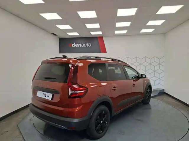 Dacia Jogger eco-g 100 5 places — photo 3