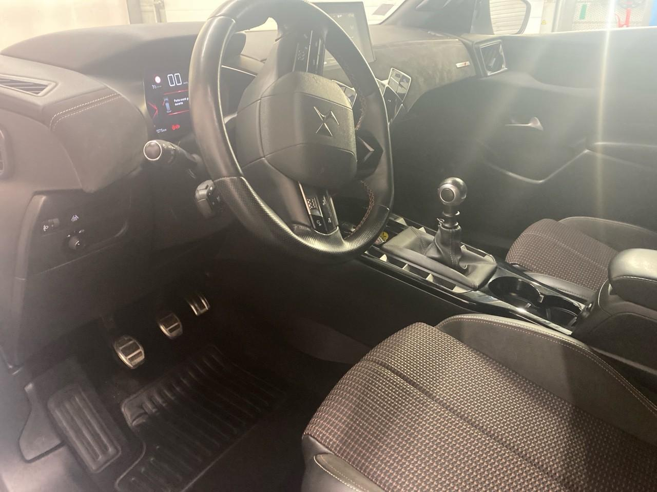Ds Ds 3 crossback puretech 100 bvm6 performance line — photo 9