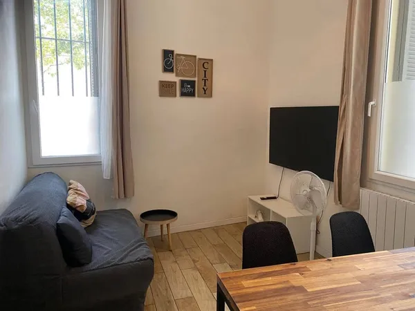 Appartement 12 pièces 29 m²