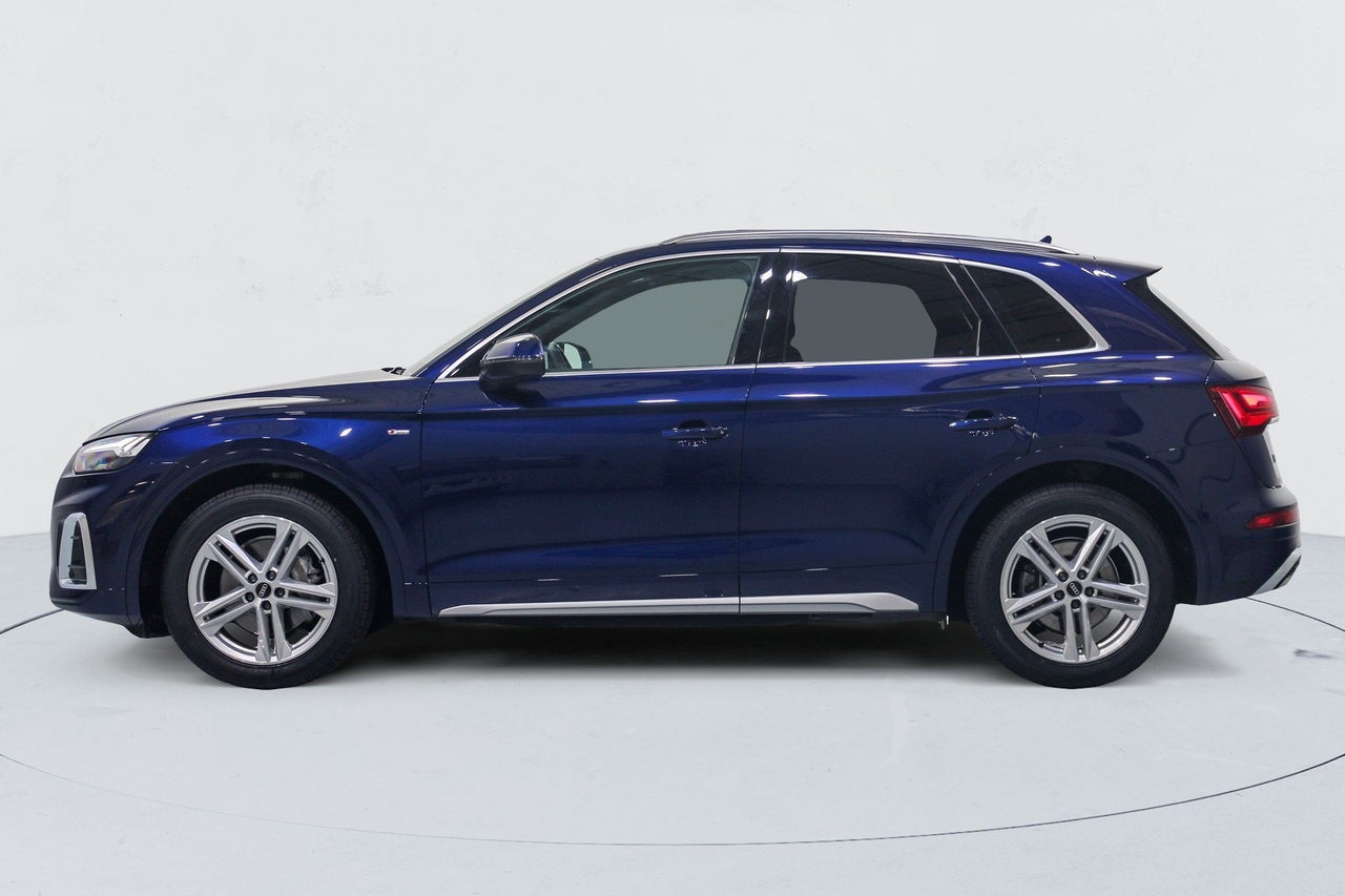 Audi Q5 — photo 2