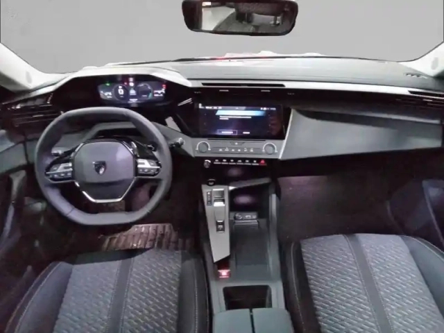Peugeot 308 hybrid 145 e-dcs6 — photo 8