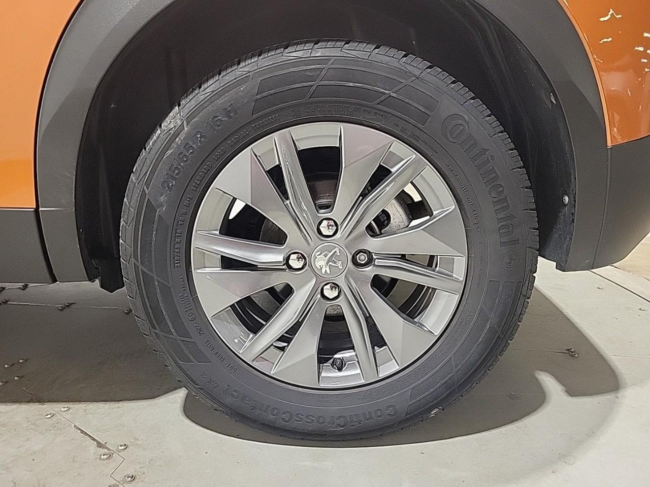 Peugeot 2008 puretech 100 s&s bvm6 style — photo 16