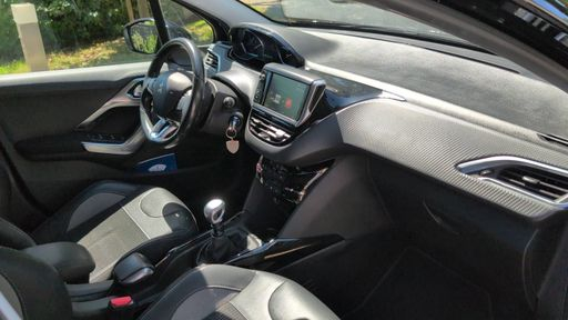 Peugeot 2008 1.2 Puretech 130 Crossway - Allure – 2019 – 78124 km – Essence – Boîte Manuelle — photo 18