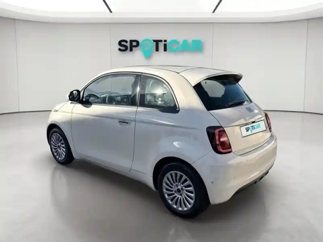 Fiat 500 e 95ch my23 — photo 3
