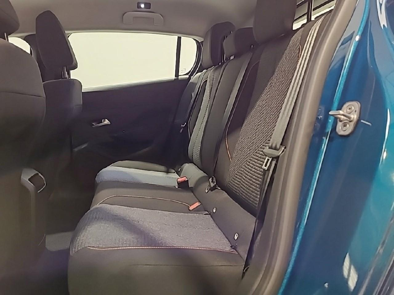 Peugeot 308 hybrid 145 e-dcs6 style — photo 13