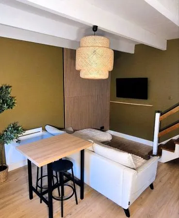 T1 meublé 32 m² - Pédernec - 590 CC - Prêt à vivre