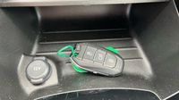 Peugeot 208 e-208 136ch Like — photo 16