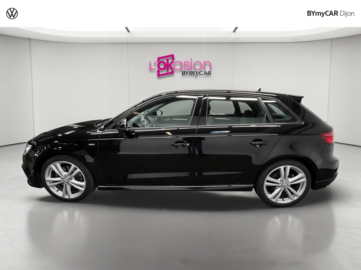 Audi A3 Sportback 40 TFSI 190 S tronic 7 — photo 2