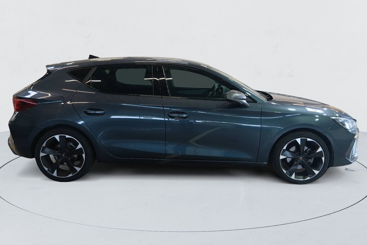 Cupra Leon — photo 7