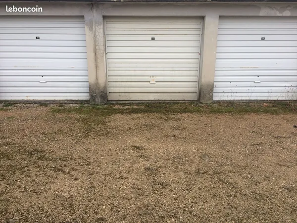 Garage box parking