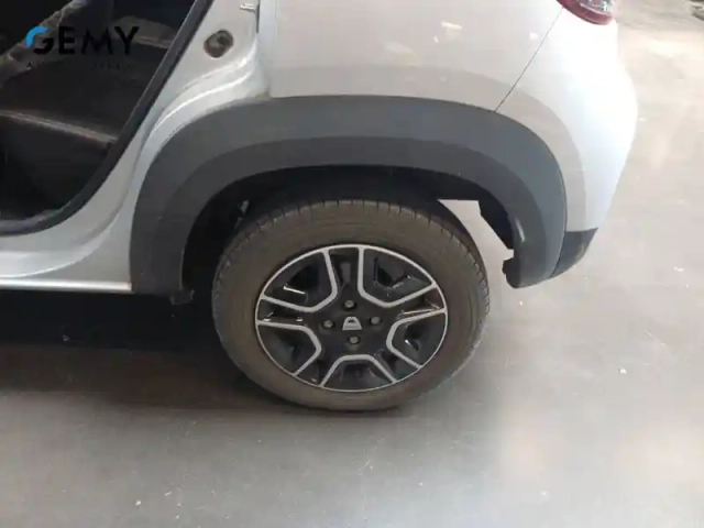 Dacia Spring achat intégral — photo 11