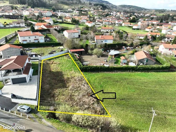 Terrain 1200 m² Lantriac