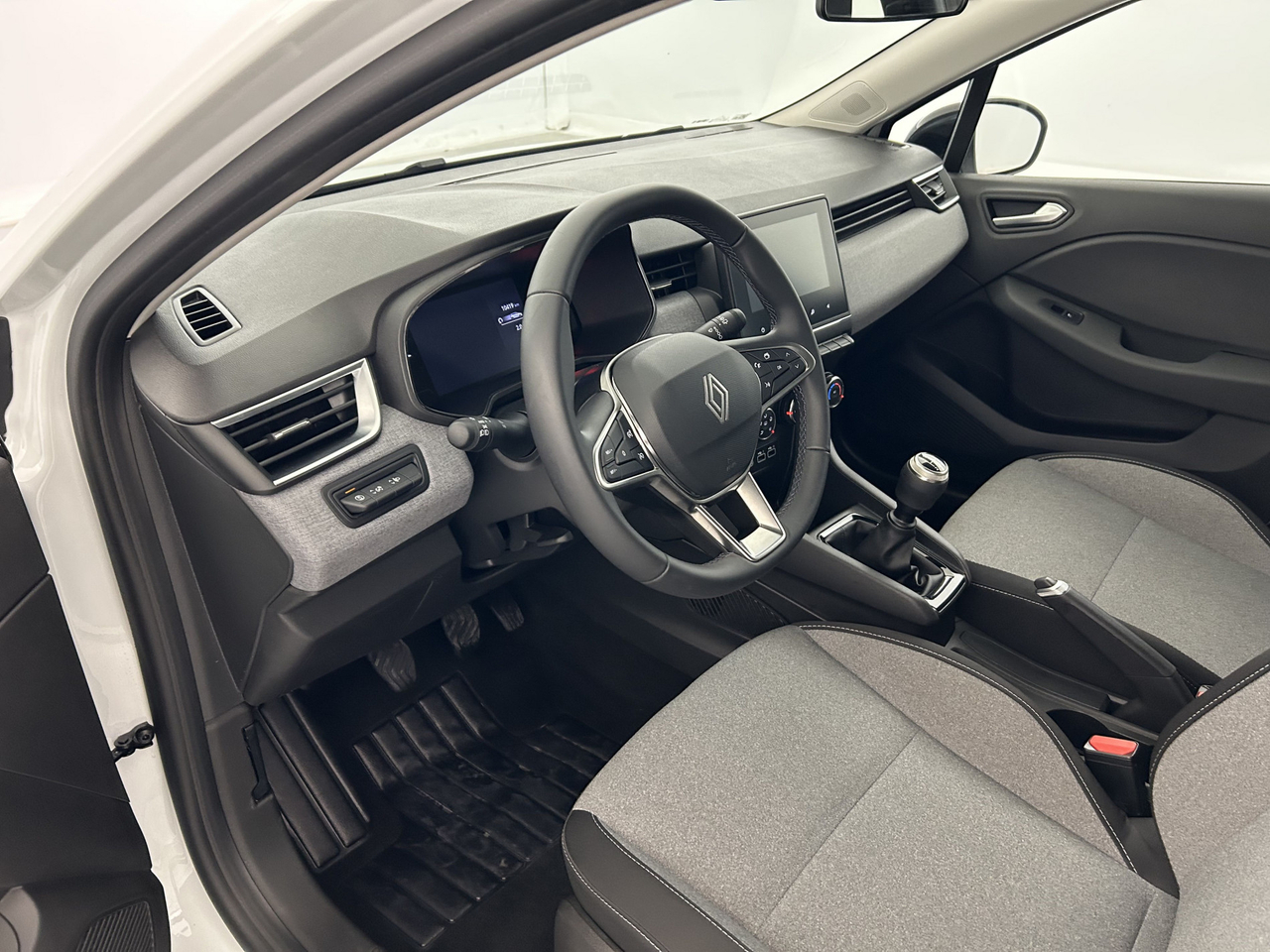 Renault Clio 5 — photo 14