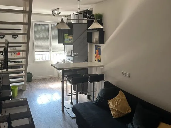 Appartement 2 pièces duplex 26m²-étage 2/2