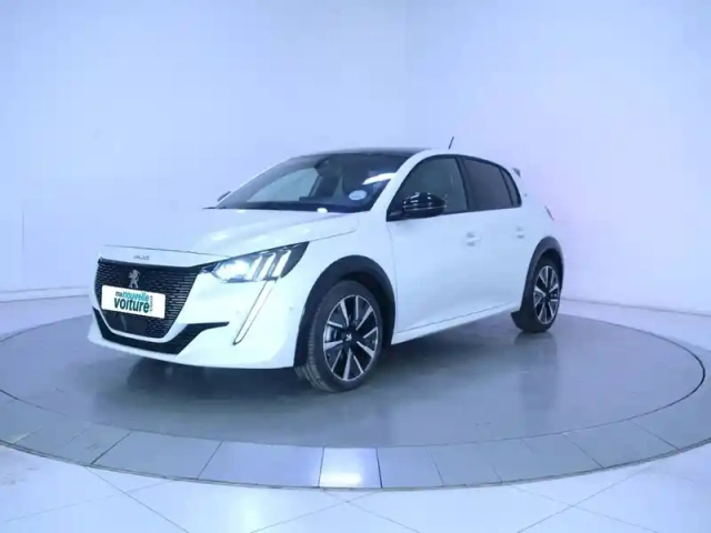 Peugeot 208 puretech 100 s&amp;s eat8