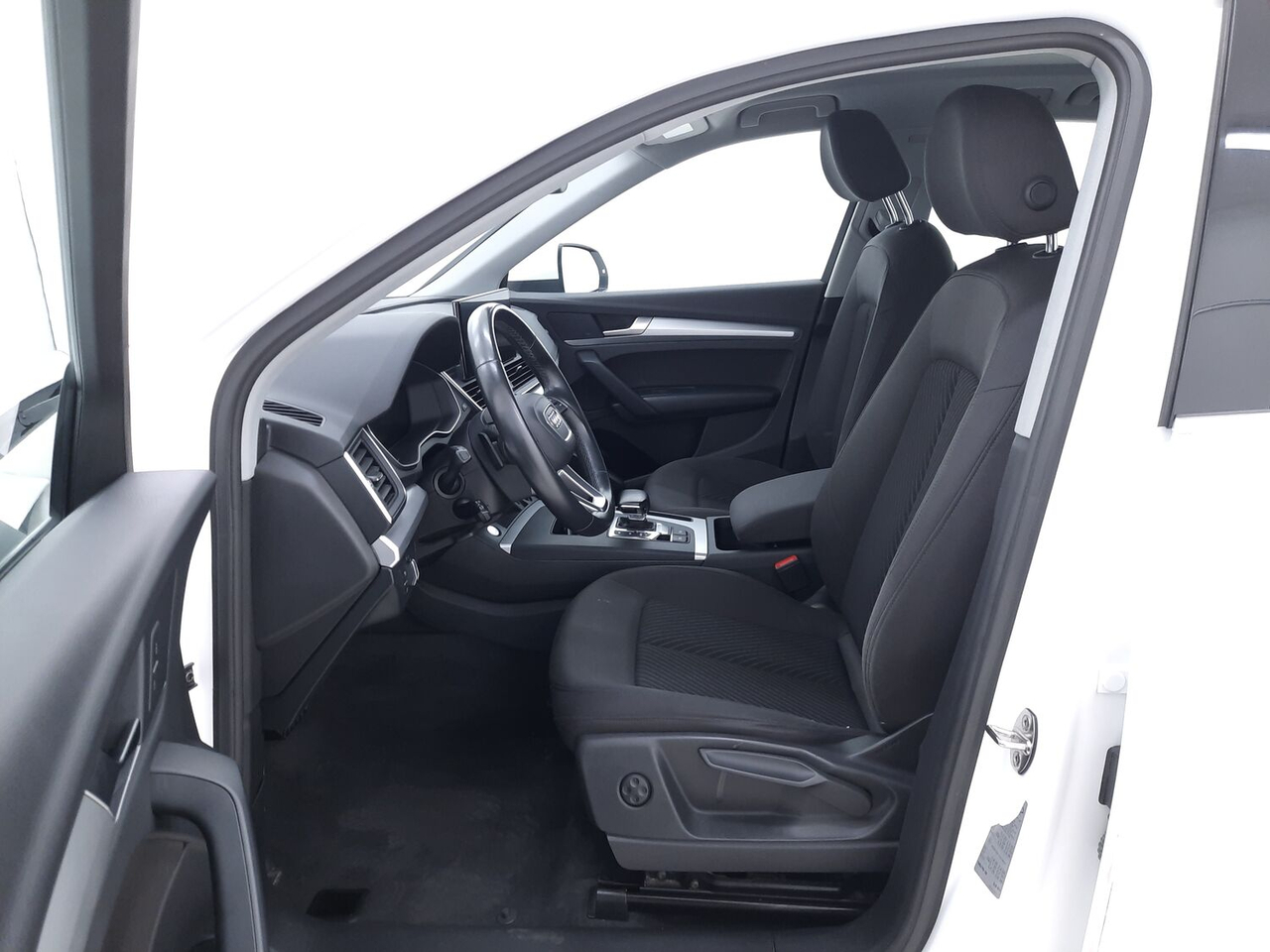 Audi Q5 — photo 12