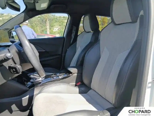 Peugeot 2008 moteur électrique 136 ch — photo 10