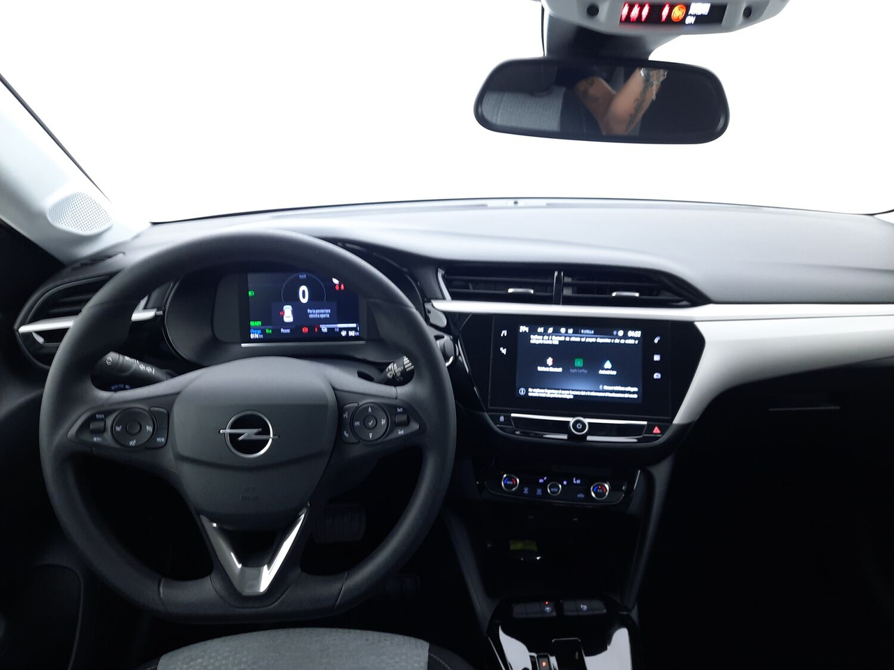 Opel Corsa — photo 11