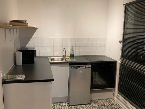 Studio meublé de 27m2, parking et cave à louer - Visites samedi 25/09 à 18:30