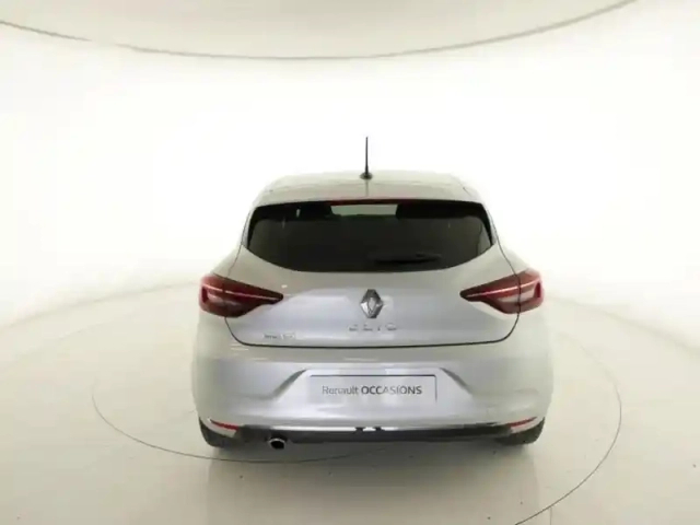 Renault Clio 1.0 tce 90ch evolution — photo 6