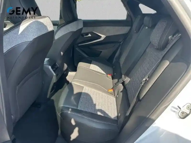 Peugeot 3008 electrique 210 ch 73 kwh — photo 28