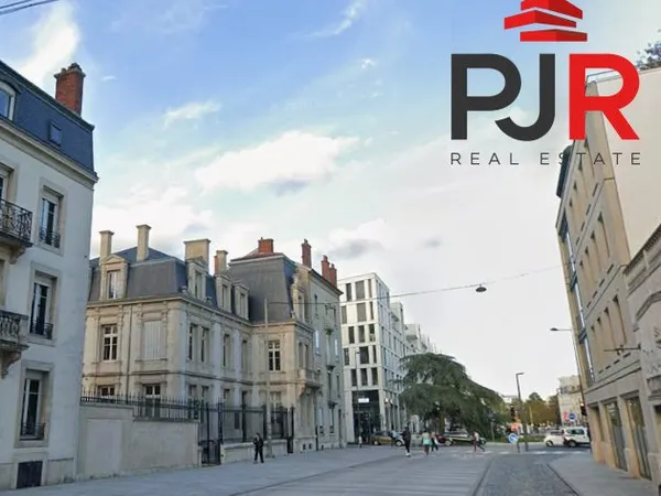Bureaux 188 m²