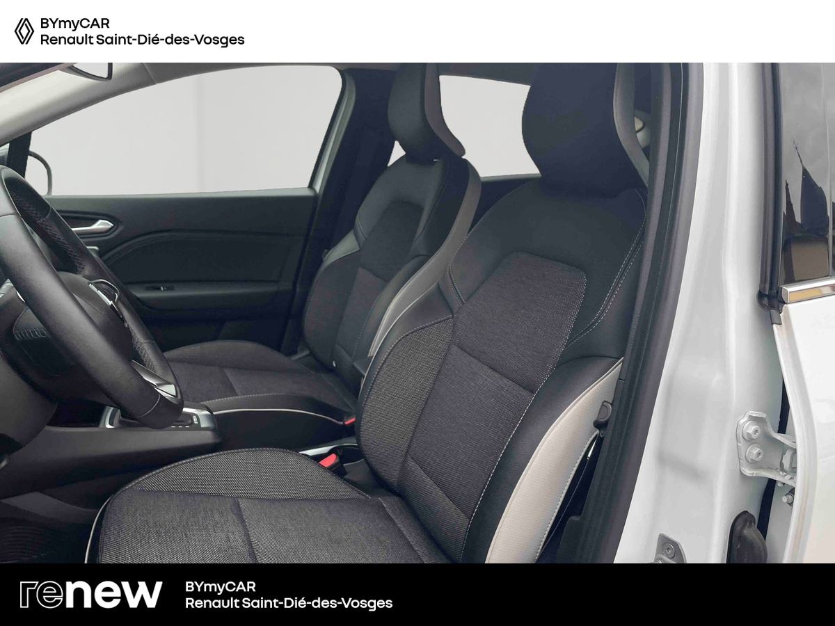 Renault Captur E-Tech full hybrid 145 — photo 11
