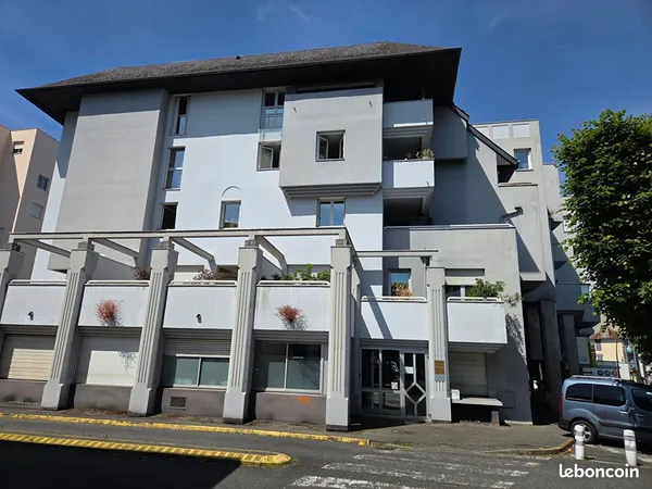 Immeuble 977 m²