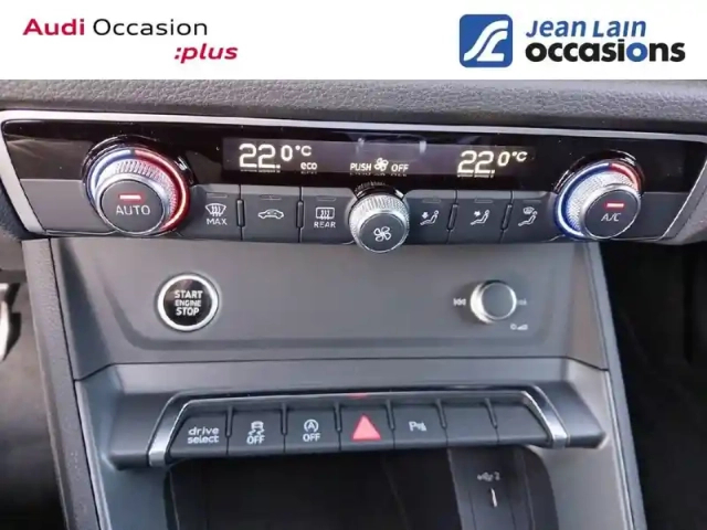 Audi Q3 sportback 35 tfsi 150 ch — photo 34