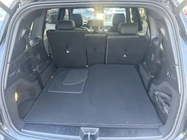 Mercedes Glb 200 d amg line — photo 10