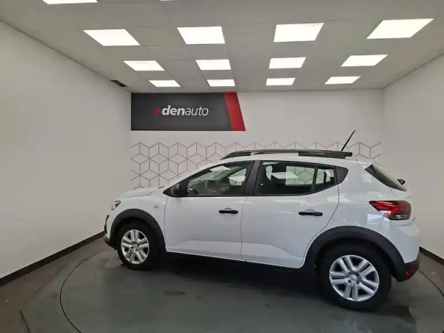 Dacia Sandero tce 90 — photo 16