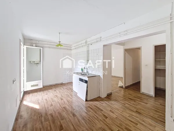 Appartement T5 à deux pas du centre de L'Isle-sur-la-Sorgue