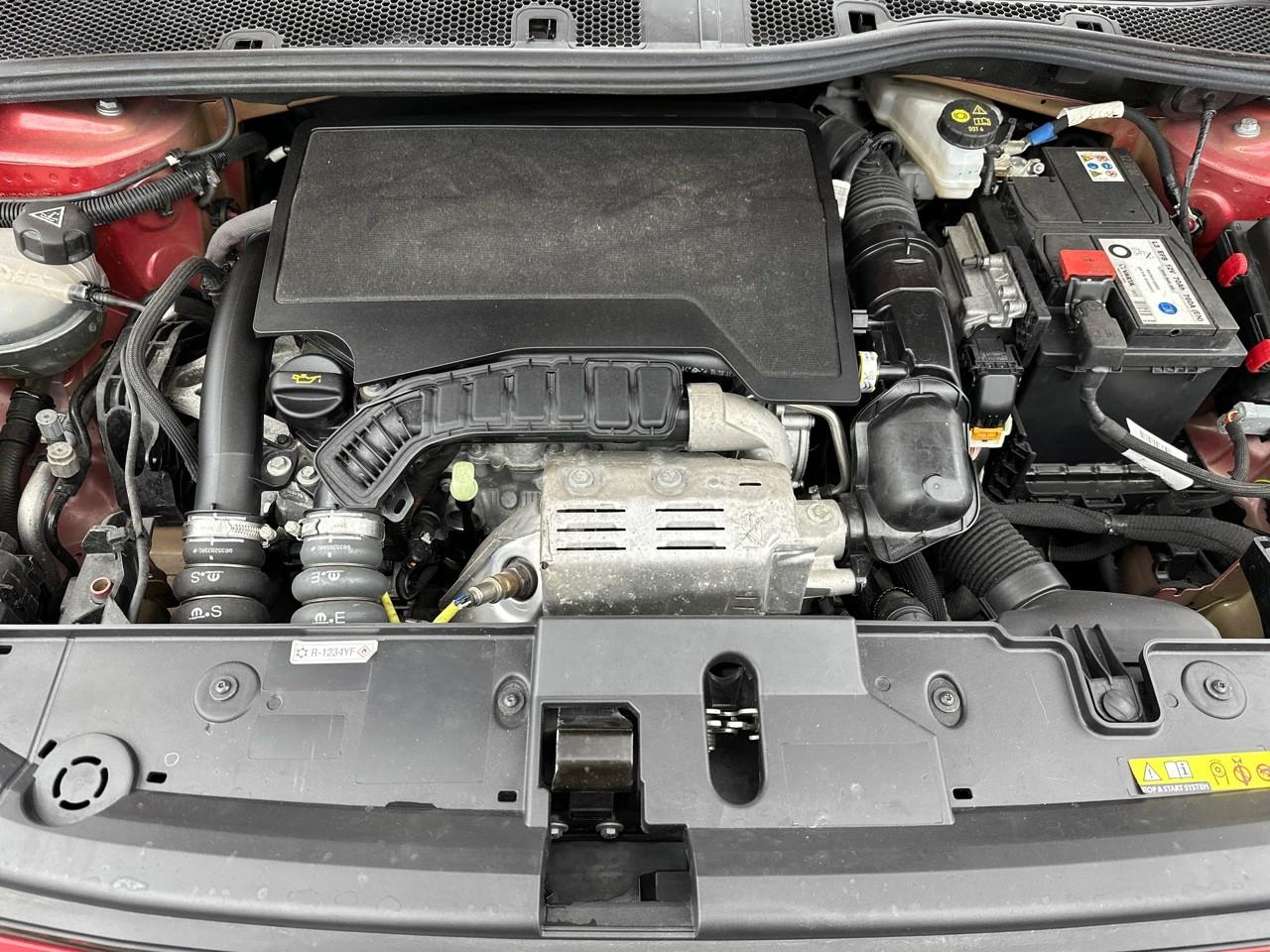Peugeot 208 puretech 100 s&s bvm6 style — photo 13