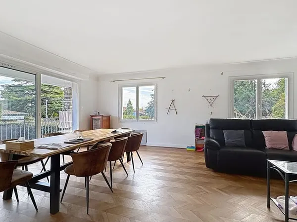 Maison 7 pièces 200 m²